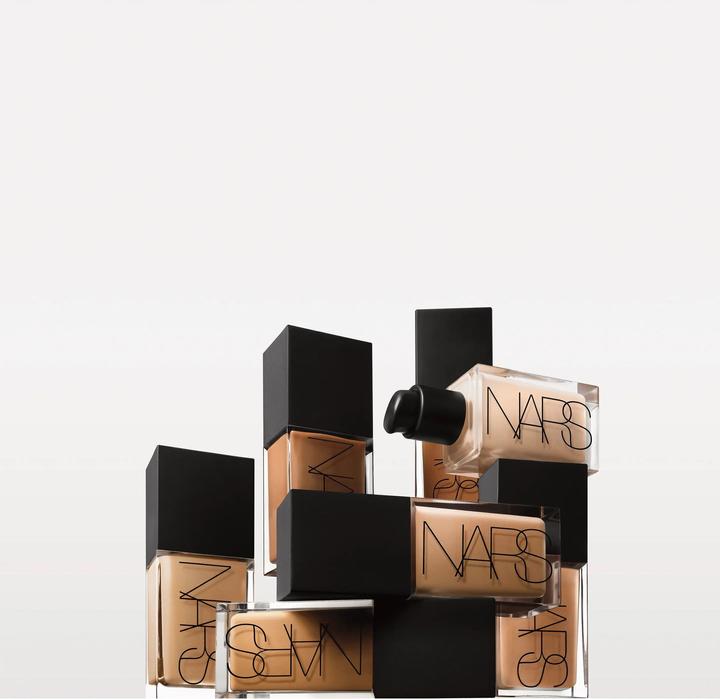 Immagine prodotto NARS Cosmetics Fondazione che riflette la luce (Iguaçu)