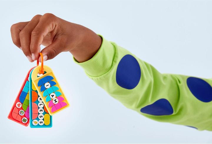 Image du produit LEGO DOTS 41949 Étiquettes de poche Megapack - Nouvelles (41949, LEGO Dots)