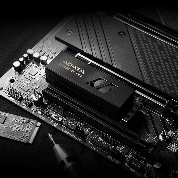 Produktbild Adata SSD 4.0TB LEGEND 970 Pro M.2 PCI5 (4000 GB, M.2)
