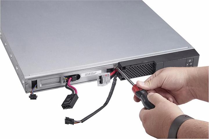 Produktbild Eaton USV 5P1550GR-L 1550 VA / 1100 W (1550 VA, 1100 W, Line-Interaktiv USV)