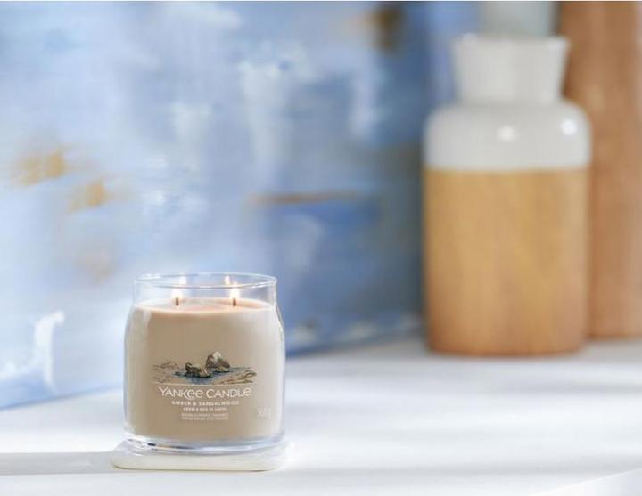 Actual product image Yankee Candle Amber & Sandalwood medium (368g) (368 g)