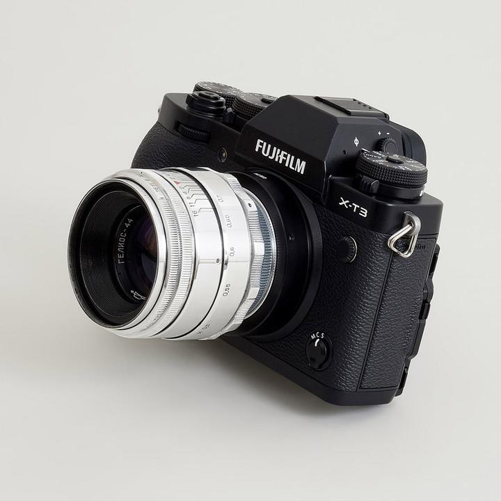Actual product image Urth Lens Mount Adapter: Compatible with M39 Lens to Fujifilm X Camera Body