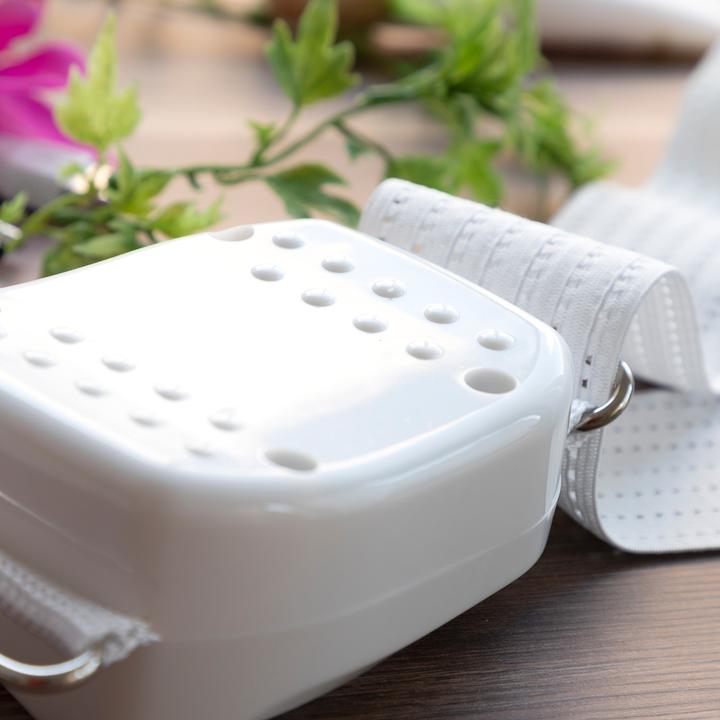 Immagine prodotto InnovaGoods Cintura vibrante per massaggi Bubratt, bianca