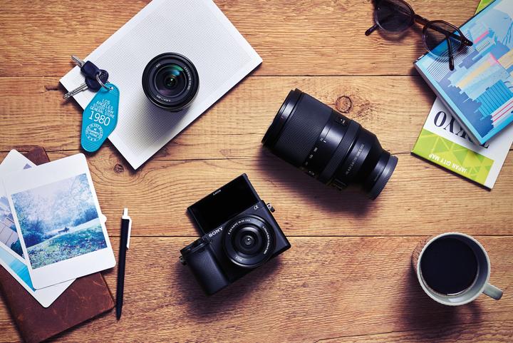 Actual product image Sony Alpha 6400 (24.20 Mpx, APS-C / DX)