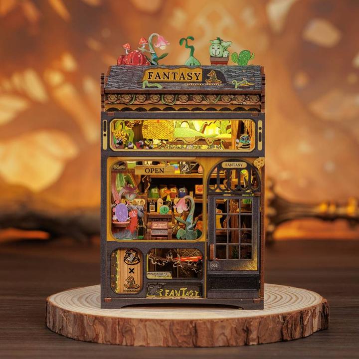 Actual product image Figured'Art Book Nook - Fantasy Plant Shop