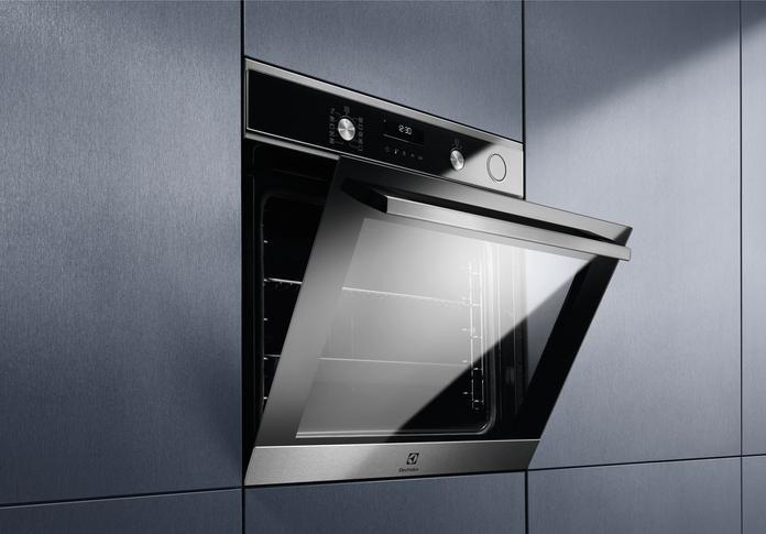 Actual product image Electrolux EOC6H76X