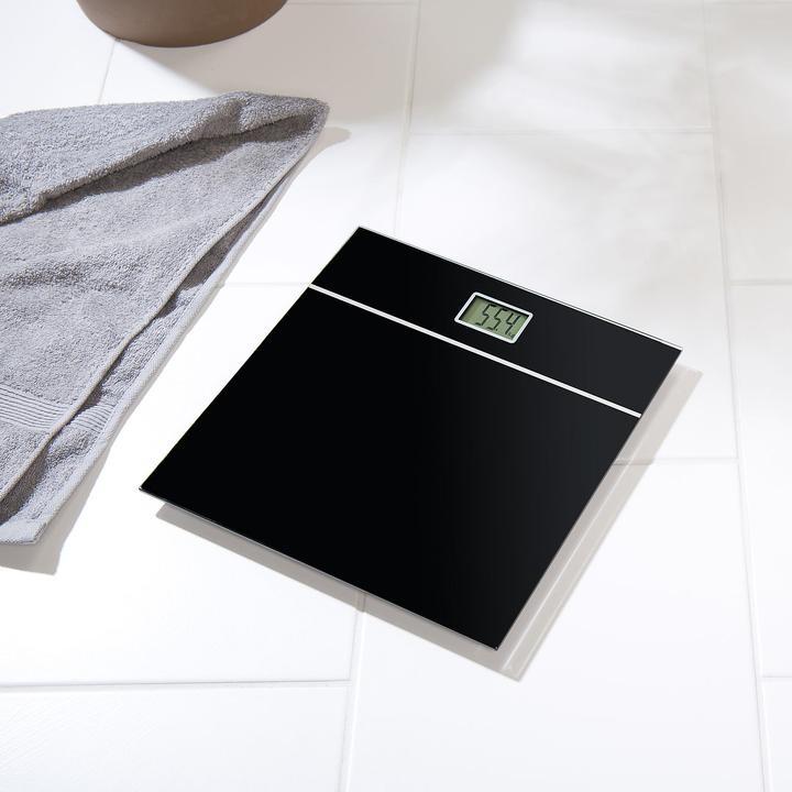 Actual product image Newgen medicals Elegant design personal scale, shatterproof glass, black, up to 150 kg (150 kg)