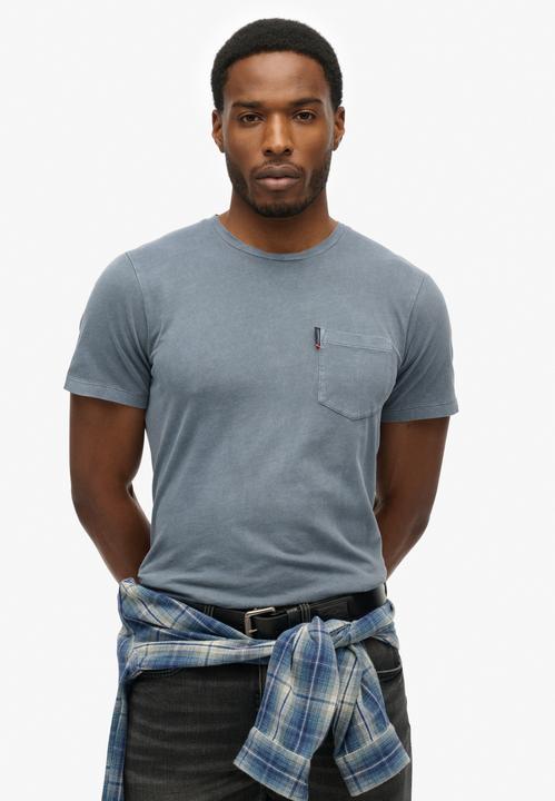 Actual product image Superdry Classic Essential Pocket Tee (M)