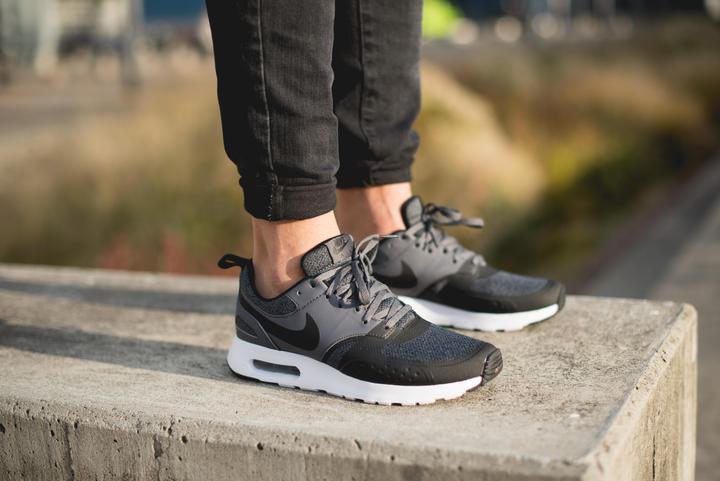 Image du produit Nike Air Max Vision SE (40.5)