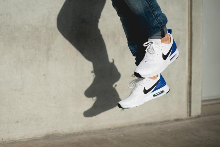 Actual product image Nike Air Max Tavas (42.5)