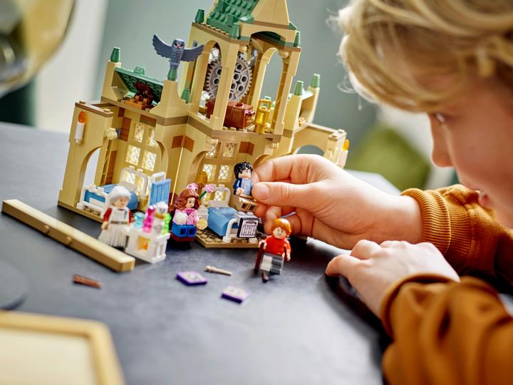 Immagine prodotto LEGO Ala dell'ospedale di Hogwarts (76398, LEGO Harry Potter)