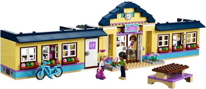 Actual product image LEGO Friends Heartlake School (41005, LEGO Friends)