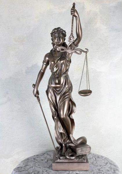 Produktbild Palazzo Justitia Skulptur Göttin Der Gerechtigkeit