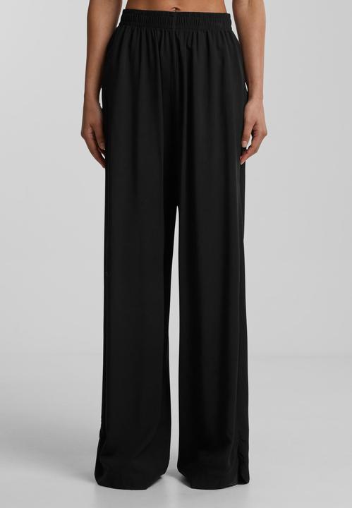 Produktbild Urban Classics Ladies Wide Leg Viscose Pants - 70747 (4XL)