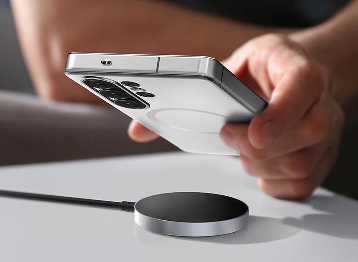 Actual product image Samsung Wits Wireless Single Pad Charger (15 W)