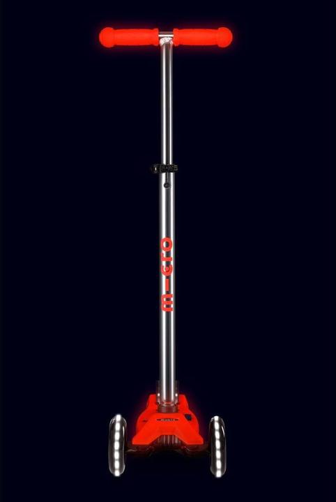 Actual product image Micro Kickboard Maxi Deluxe