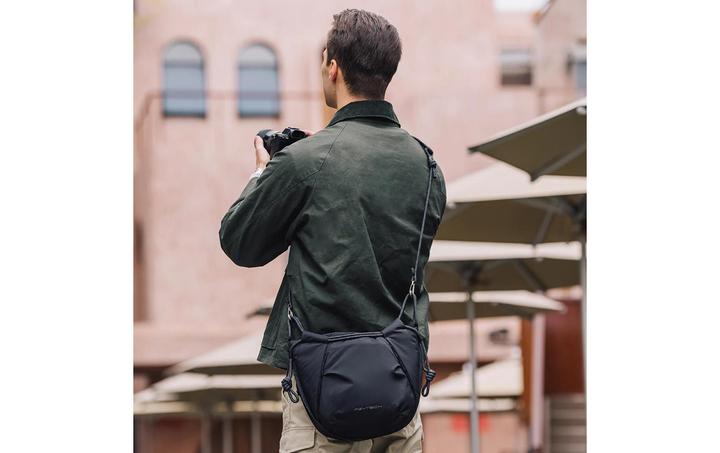 Actual product image Pgytech Rope Strap Bag OneGo (Midnight) (Camera shoulder bag)