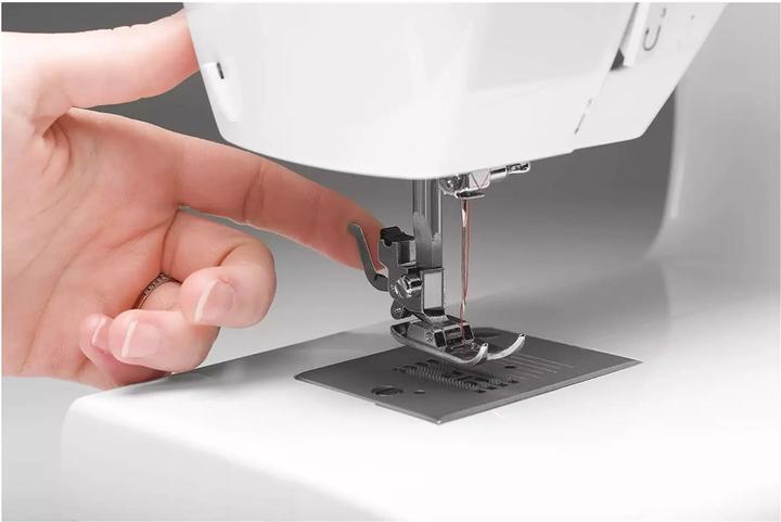Actual product image Singer 2250 Tradition
