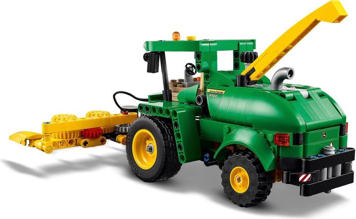 Actual product image LEGO John Deere - Forage Harvester (42168, LEGO Technic)